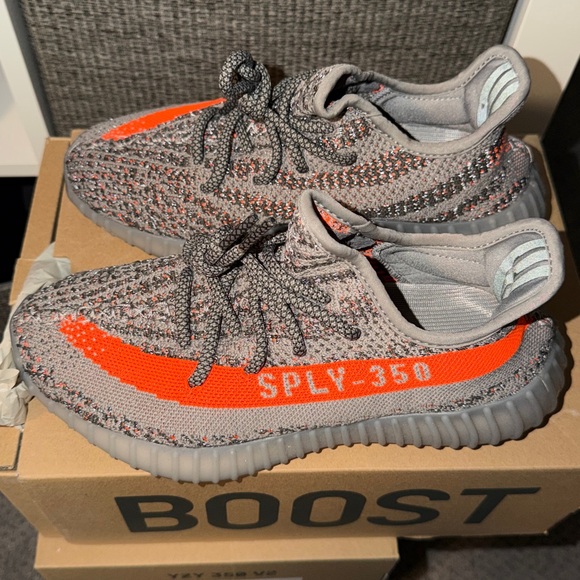 Adidas Yeezy Boost 350 V2 reflective beluga colorway - Picture 3 of 5